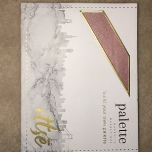 Ittse eyeshadow pallet